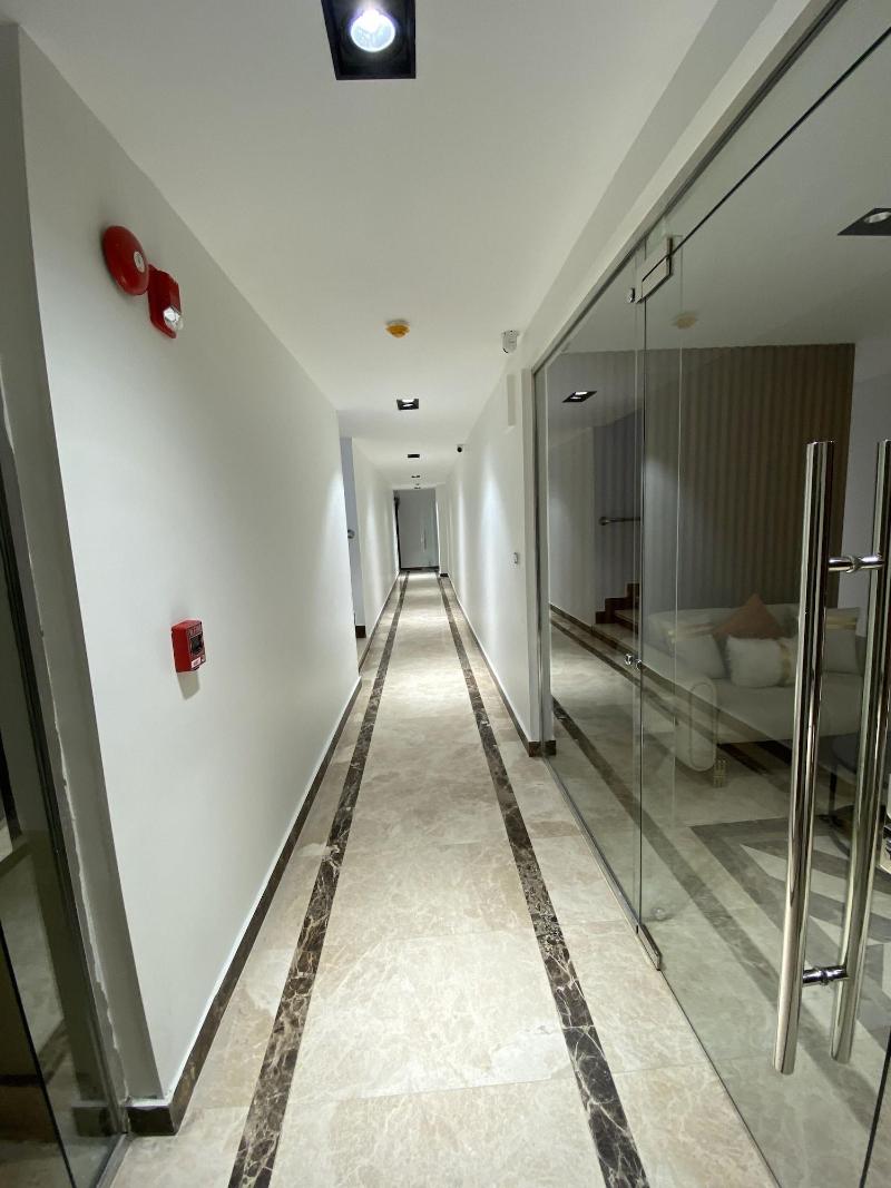 The View Delta Hotel - Lobi