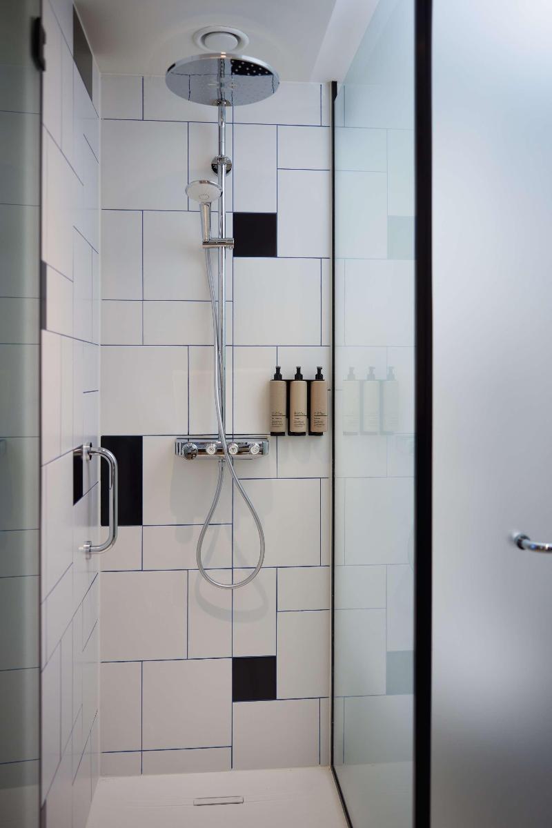Motto By Hilton Rotterdam City Centre - Oda