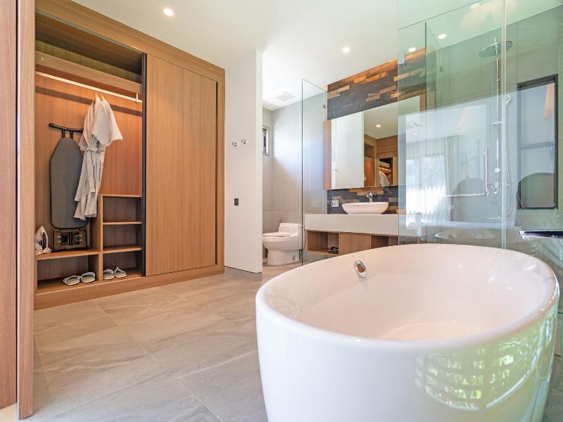 Escape Villas At Shambhala Grand Villa - Oda