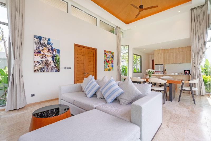 Escape Villas At Shambhala Grand Villa - Oda