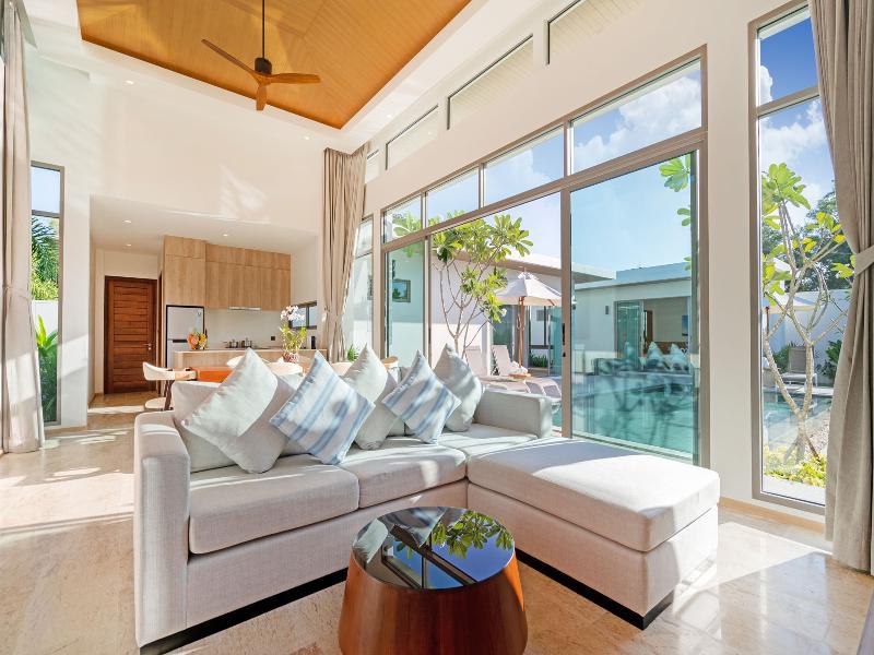 Escape Villas At Shambhala Grand Villa - Oda