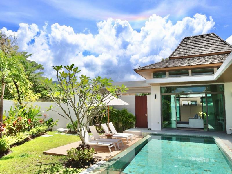 Escape Villas At Shambhala Grand Villa - Oda