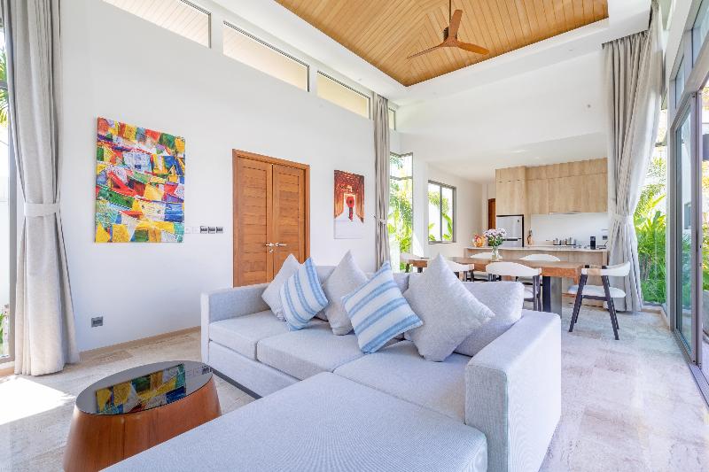 Escape Villas At Shambhala Grand Villa - Oda