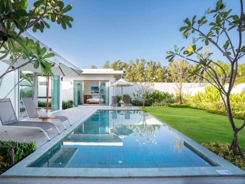 Escape Villas At Shambhala Grand Villa - Oda