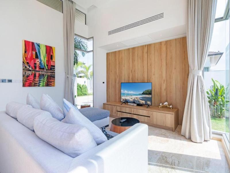 Escape Villas At Shambhala Grand Villa - Oda