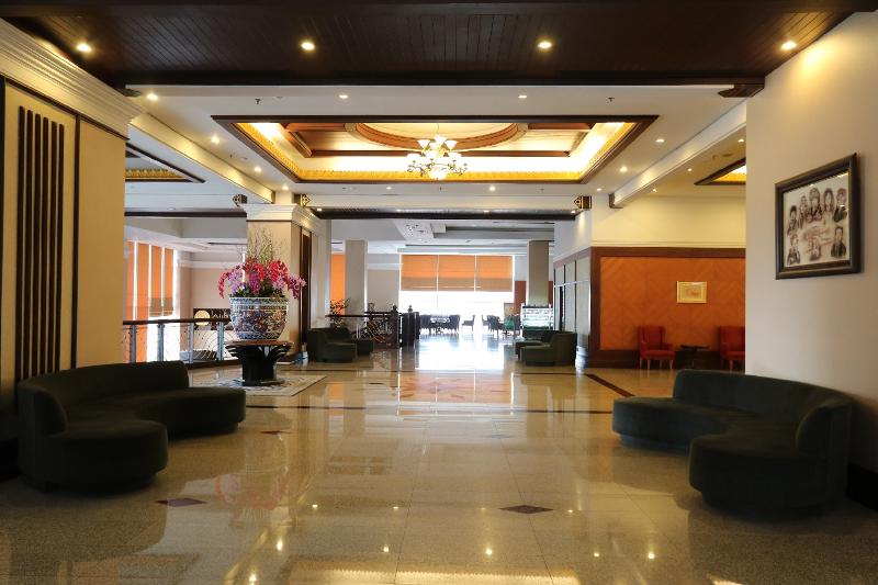 Duangtawan Hotel Chiang Mai - Lobi