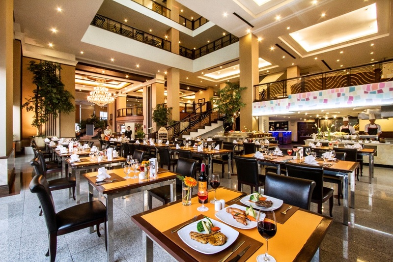 Duangtawan Hotel Chiang Mai - Restoran