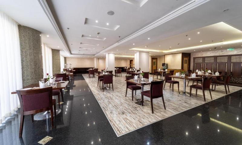 Continent Al Ertiqaa Hotel - Restoran