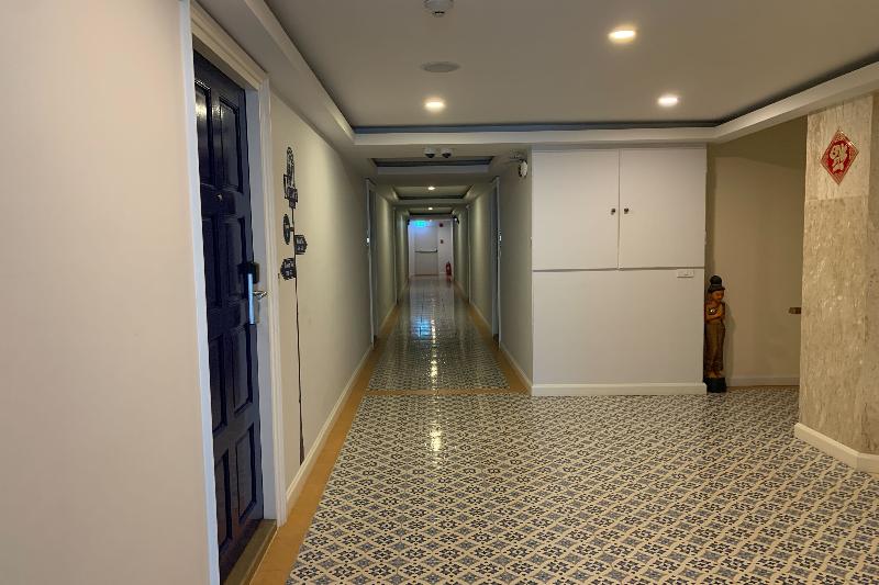 J Place Hotel by ZUZU - Genel