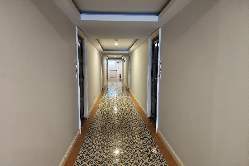 J Place Hotel by ZUZU - Genel