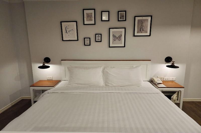 J Place Hotel by ZUZU - Oda