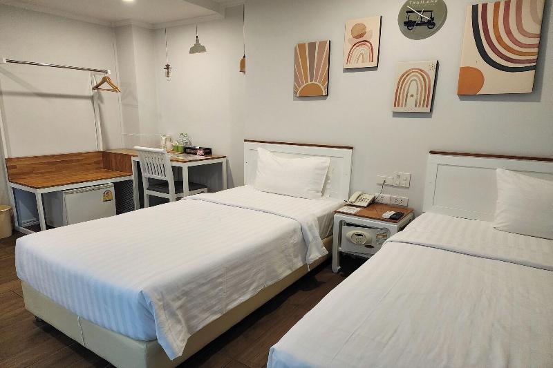 J Place Hotel by ZUZU - Oda