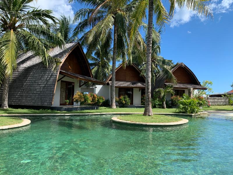 The Club Villas Lombok - Oda