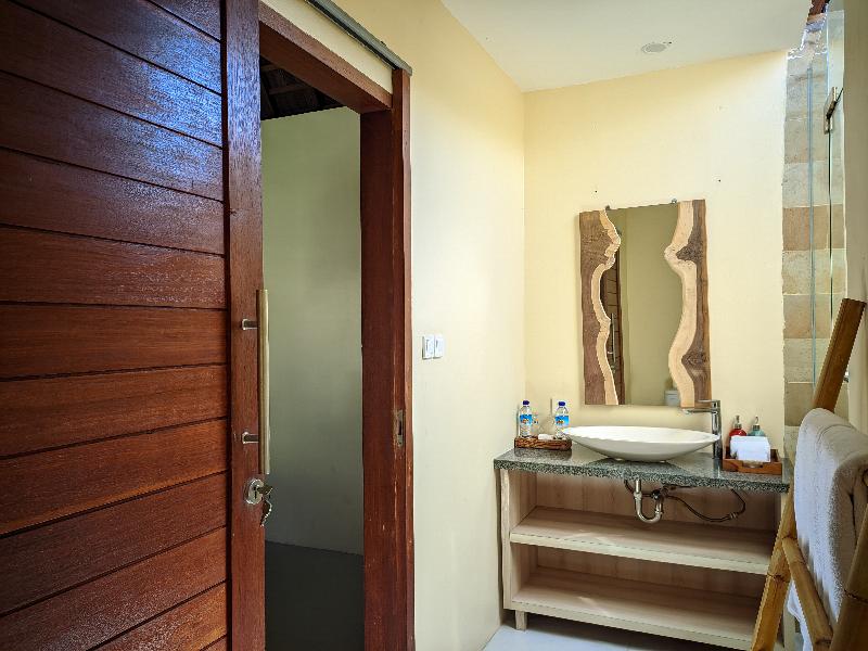 The Club Villas Lombok - Oda