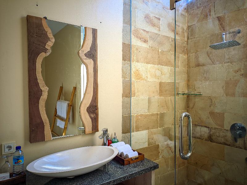 The Club Villas Lombok - Oda