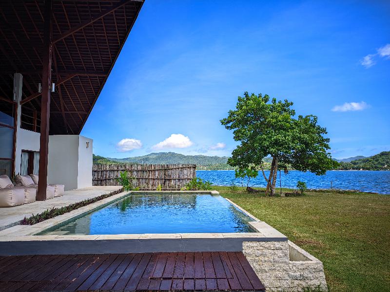 The Club Villas Lombok - Oda