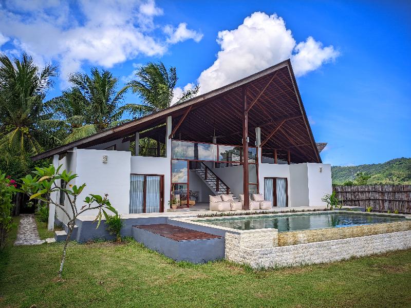 The Club Villas Lombok - Oda