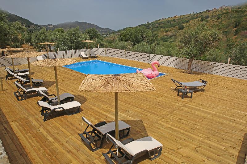 Acquasanta Relais - Havuz