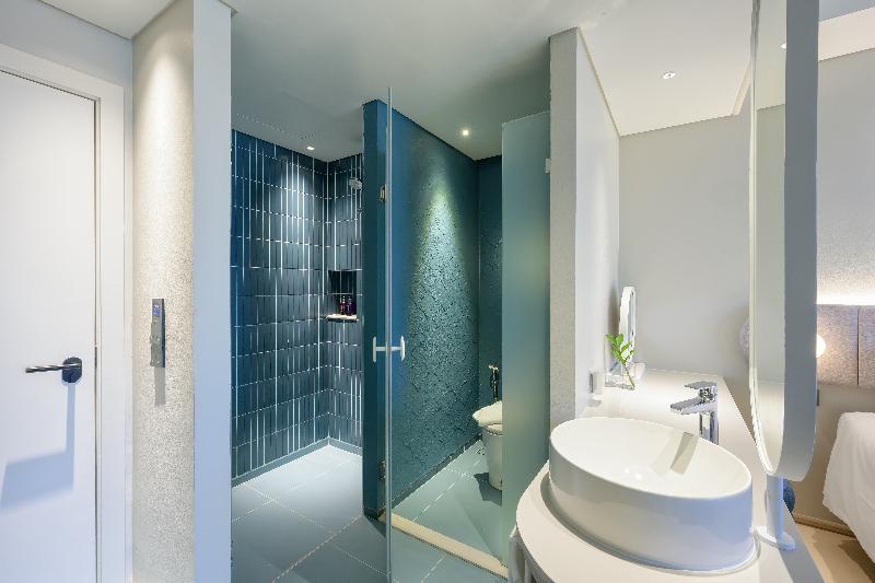 Centara Karon Resort Phuket - Oda