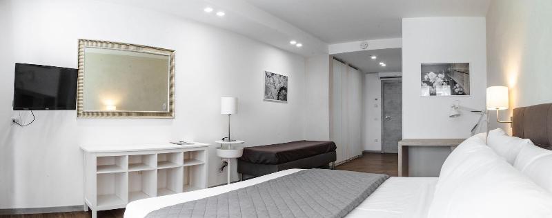 Prestige Rooms Chiaia - Oda
