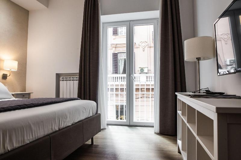 Prestige Rooms Chiaia - Oda