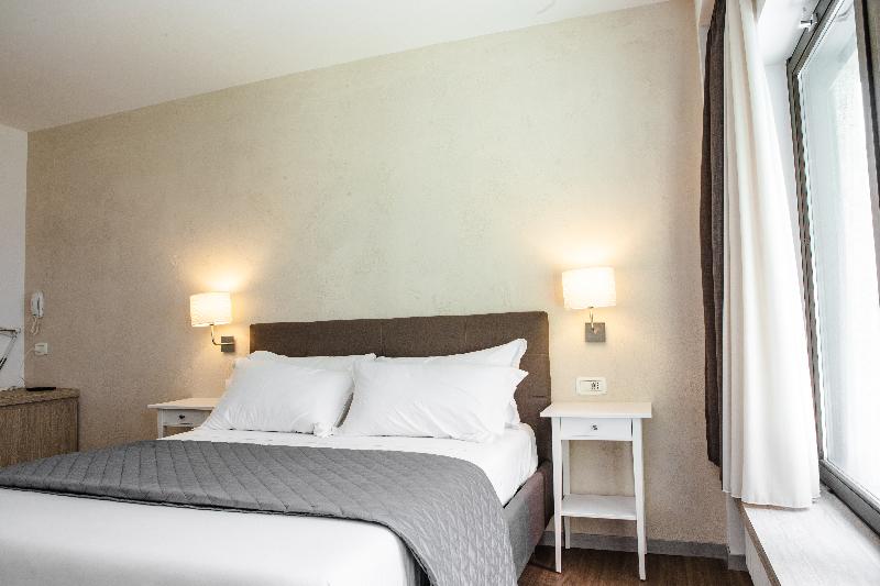 Prestige Rooms Chiaia - Oda
