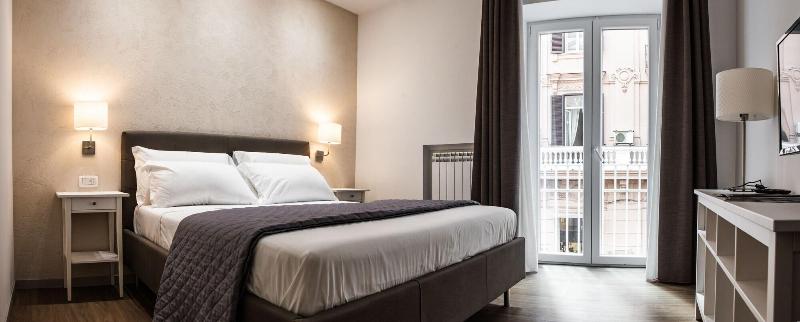 Prestige Rooms Chiaia - Oda