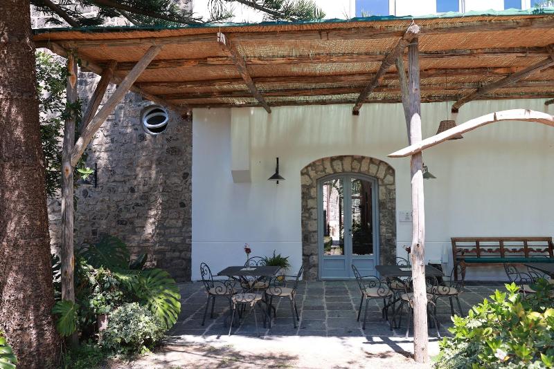 Villa Puolo - With Private Sea Access - Genel