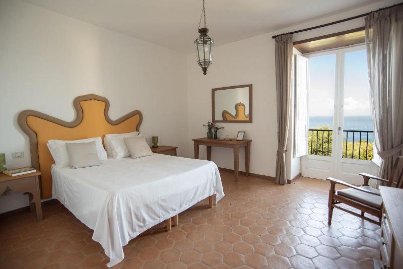 Villa Puolo - With Private Sea Access - Genel