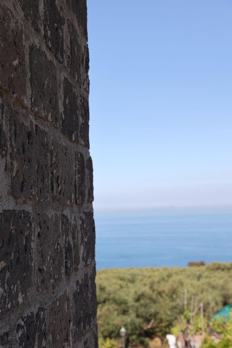 Villa Puolo - With Private Sea Access - Genel