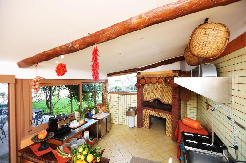 Villa Puolo - With Private Sea Access - Oda
