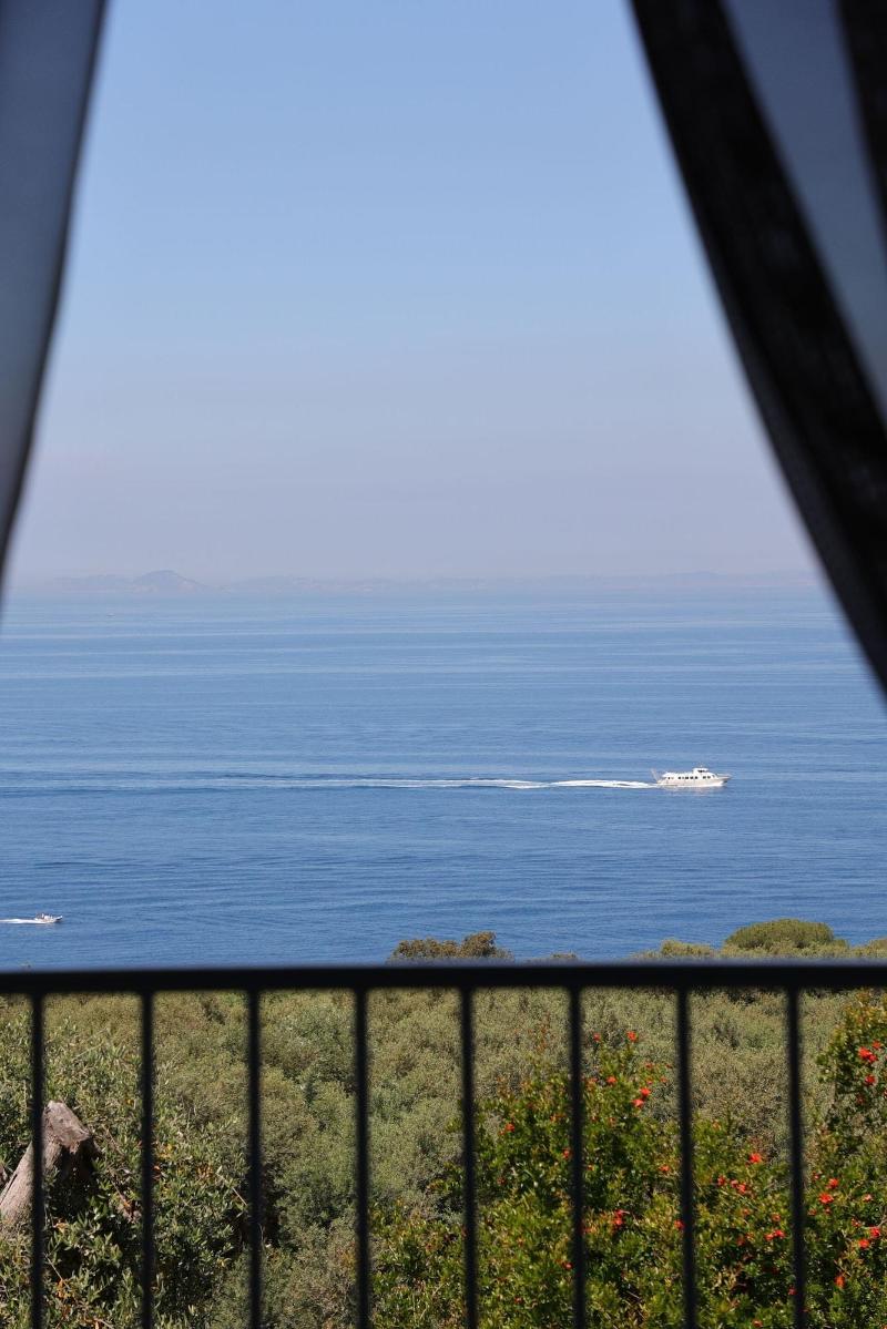 Villa Puolo - With Private Sea Access - Oda