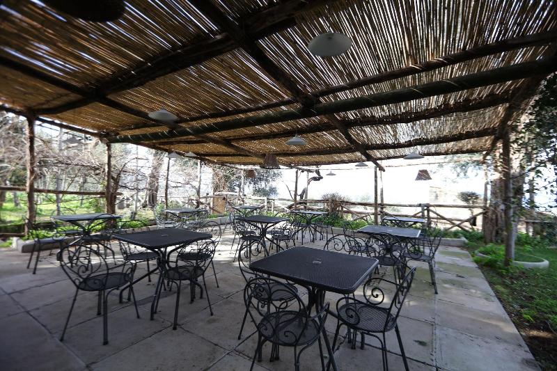Villa Puolo - With Private Sea Access - Restoran