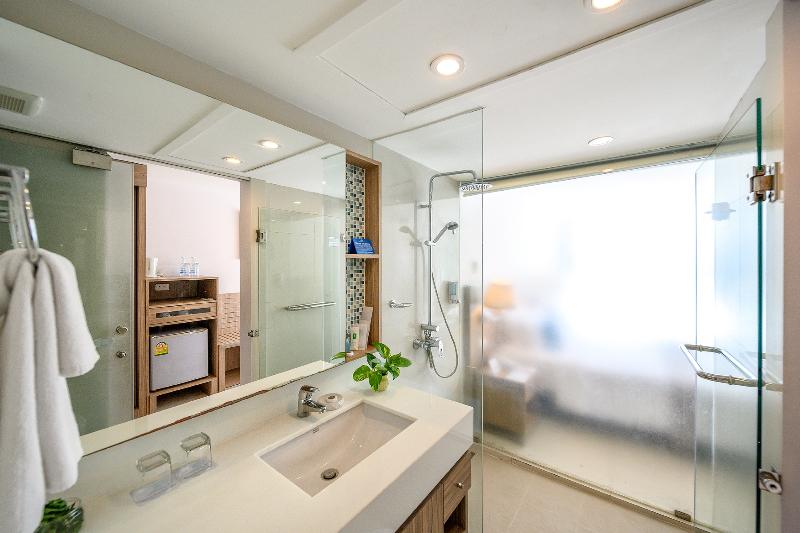 Andaman Beach Suites - Oda