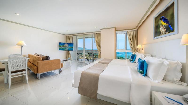 Andaman Beach Suites - Oda