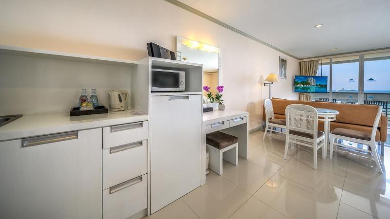 Andaman Beach Suites - Oda
