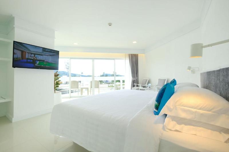 Andaman Beach Suites - Oda