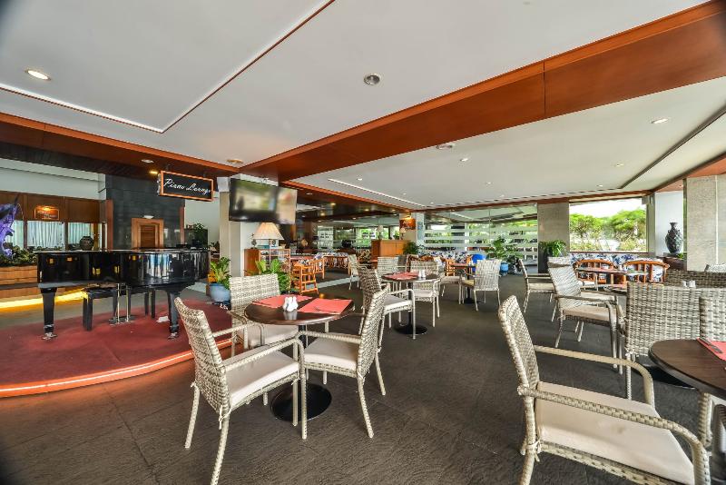 Andaman Beach Suites - Restoran