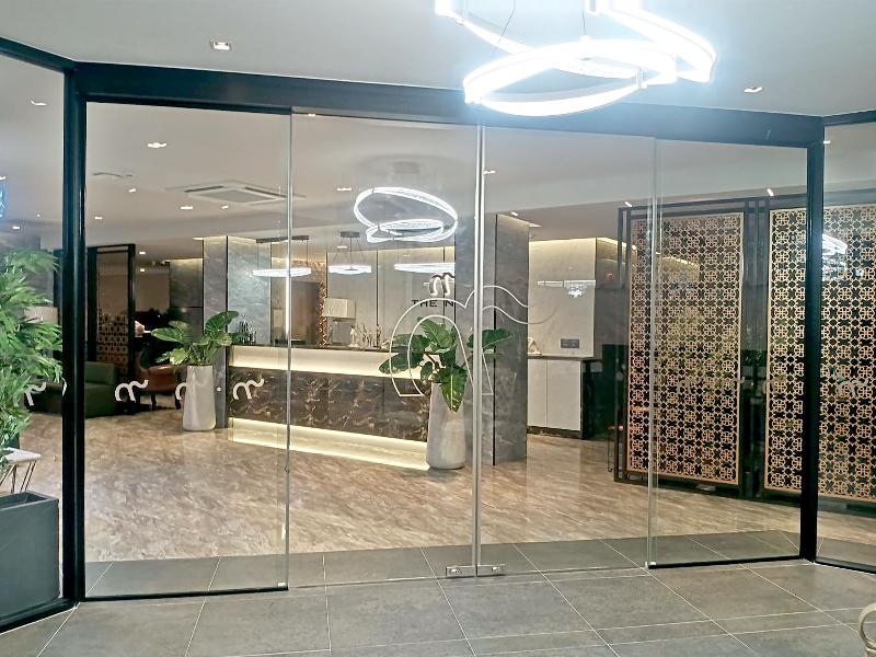 The 9 Residence Hotel - Lobi