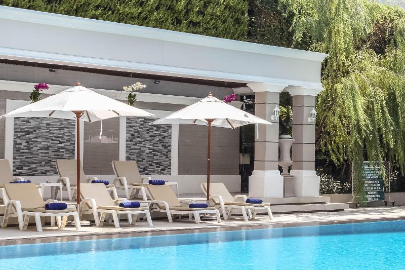 The Beverly Hotel Pattaya - Havuz