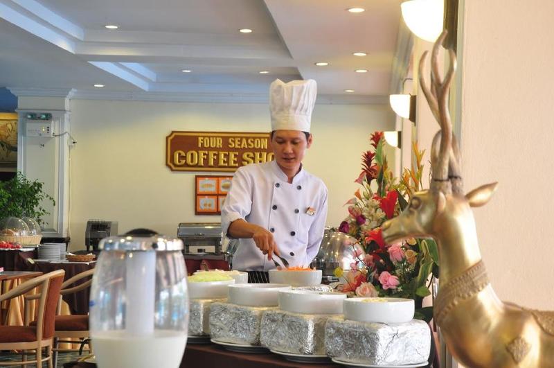The Beverly Hotel Pattaya - Restoran