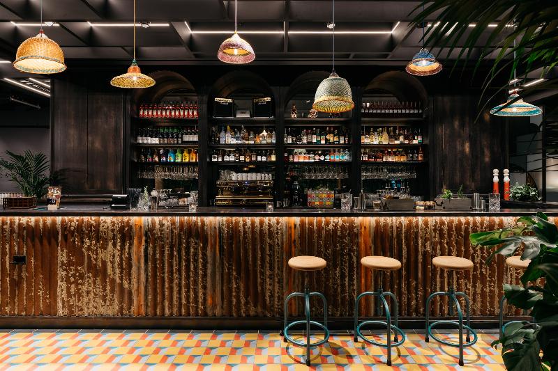 Ruby Zoe Hotel London by IHG - Bar