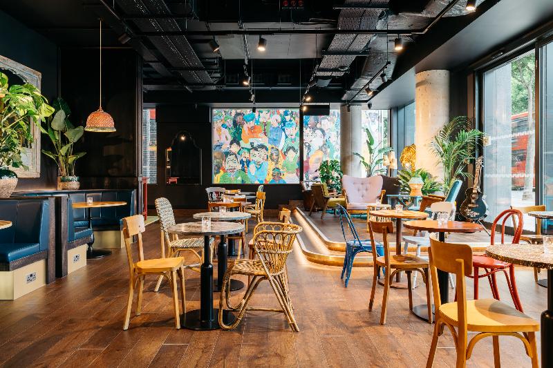 Ruby Zoe Hotel London by IHG - Lobi