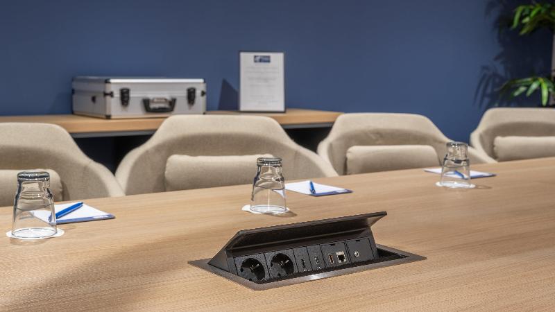 Holiday Inn Express Hamburg South A7 As42 - Toplantı