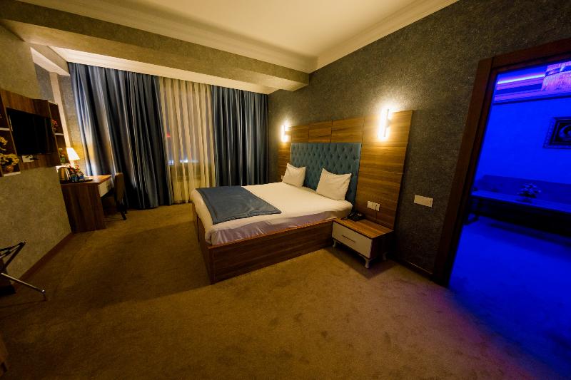 Royal Sapphire Hotel - Oda