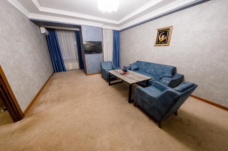 Royal Sapphire Hotel - Oda