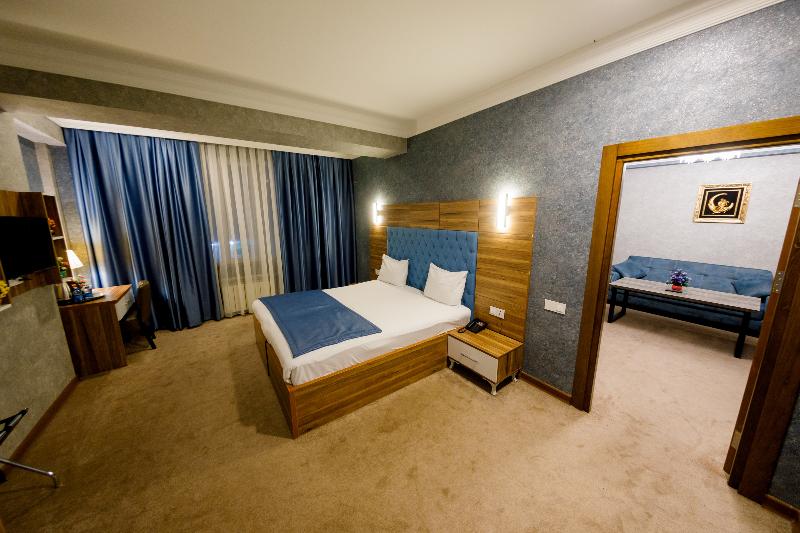 Royal Sapphire Hotel - Oda