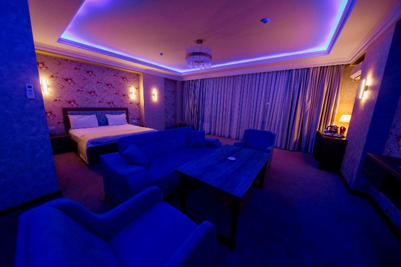Royal Sapphire Hotel - Oda