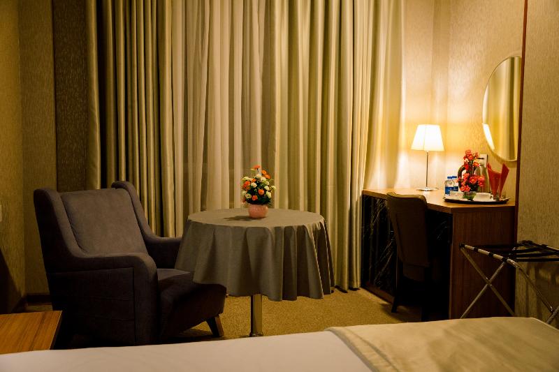 Royal Sapphire Hotel - Oda