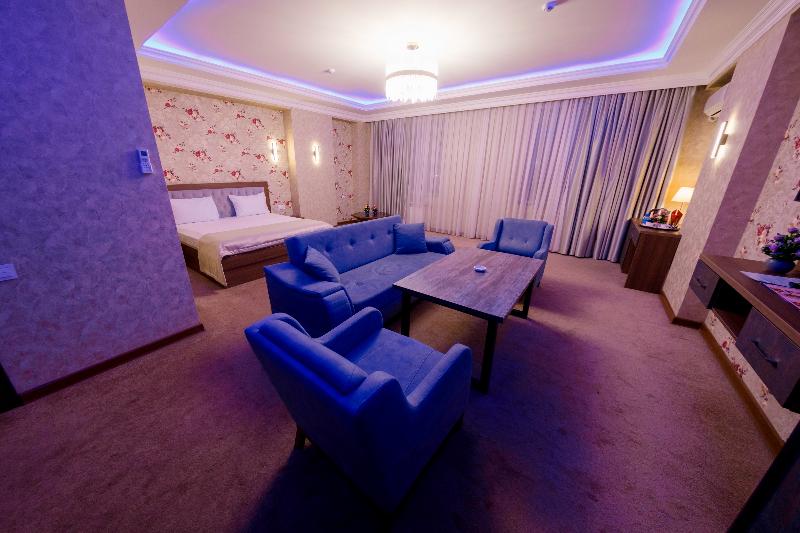 Royal Sapphire Hotel - Oda